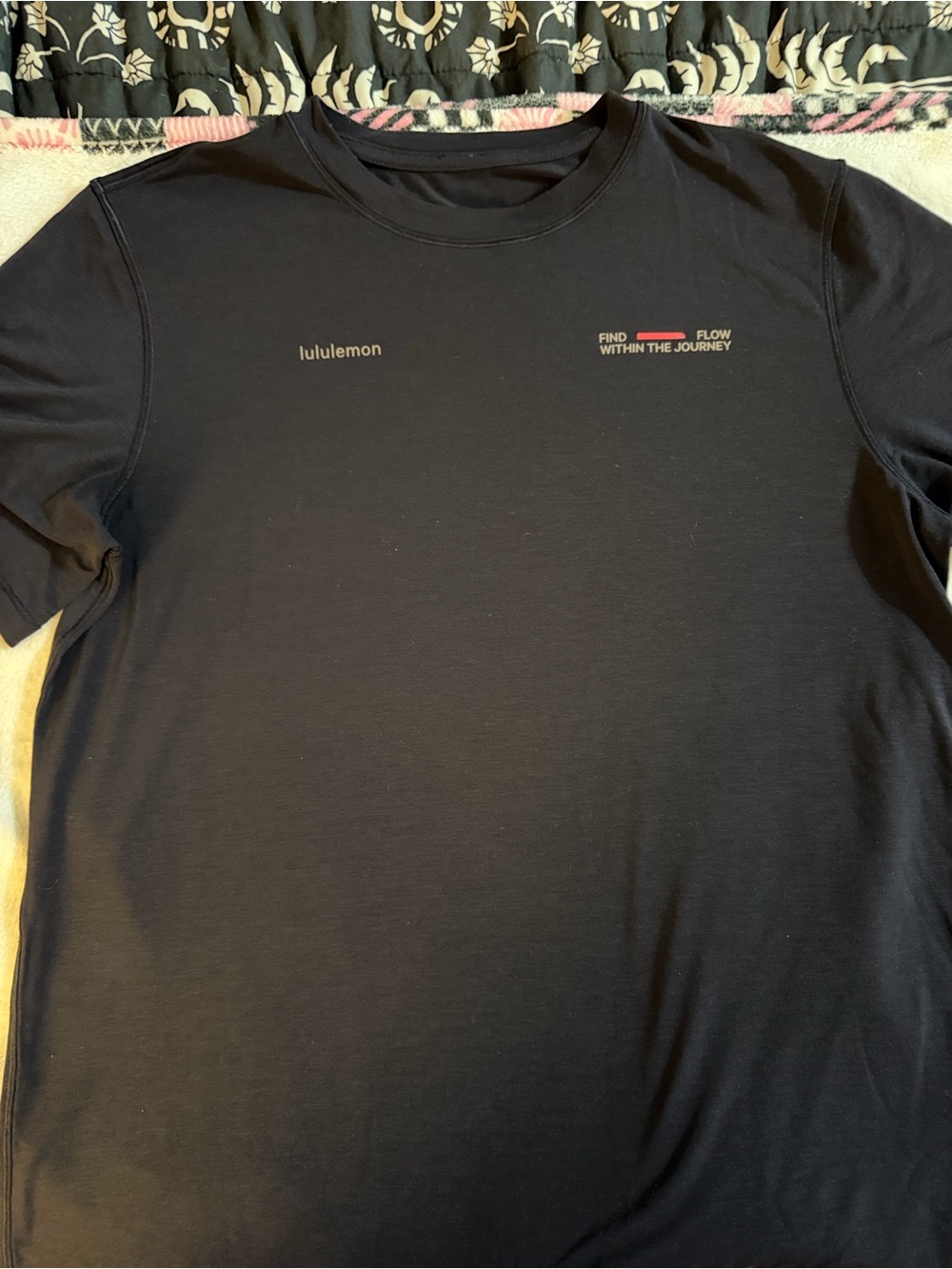 Lululemon women’s athletic t shirt